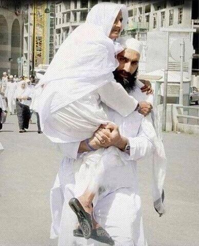 moteer_3o5's tweet photo. بر الوالدين اقدام تجري بك إلى الجّنه http://t.co/CaSpSbv8cp