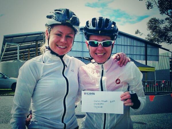 VipersCycling's tweet photo. Gr8 ride by @CycleSpeed1 Viper legend @SuzyB3. 2nd at @stkildacc Wmns B grade crit SB's got her new #colnago flying! http://t.co/b0O290S6RA