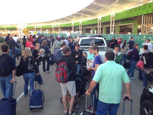 Passengers evacuated at BHM Shuttlesworth Airport in Alabama after security breach 