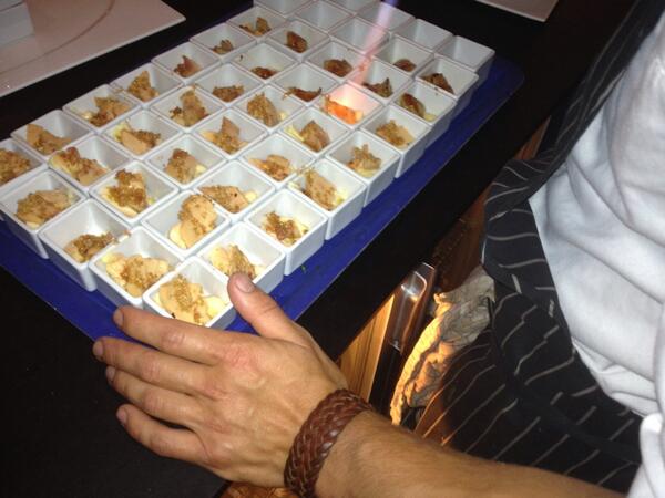 Was n superleuke avond weer... Veel tevreden gasten!! Over de Tong op locatie ....