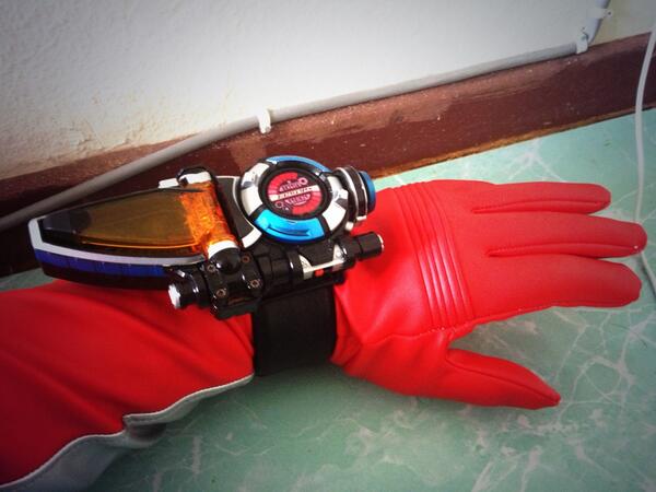 shawn_kazu's tweet photo. #AFASG preparation + adjustment mode on #gobusters #redbuster #cosplay http://t.co/evruahIzmx