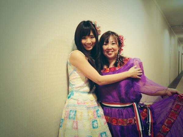 アイニー ミュージックカンパニー Twitter પર 金沢アルパ教室インストラクター岡田里美さんとパラグアイの民族衣装を着て 今年は アイルランドのハープ曲 キャロランズ コンチェルト とパラグアイのアルパ曲 エル ボジェリート を一緒に演奏しました アイニー ミュージックカンパニー Twitter પર 金沢アルパ教室インストラクター岡田里美さんとパラグアイの民族衣装を着て 今年は アイルランドのハープ曲 キャロランズ コンチェルト とパラグアイのアルパ曲 エル ボジェリート を一緒に演奏しました