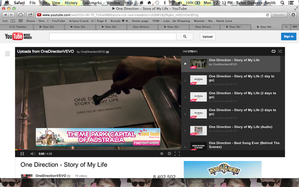 cheerlesss's tweet photo. OMFG SO MUCH MUSIC AND SO MANY TABS, AND THIS IS ONLY ONE INTERNET SERVER UFCK http://t.co/CzkuhhQANu