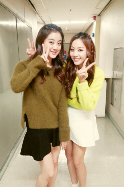 BYNTqusCUAAhvrW.png:large