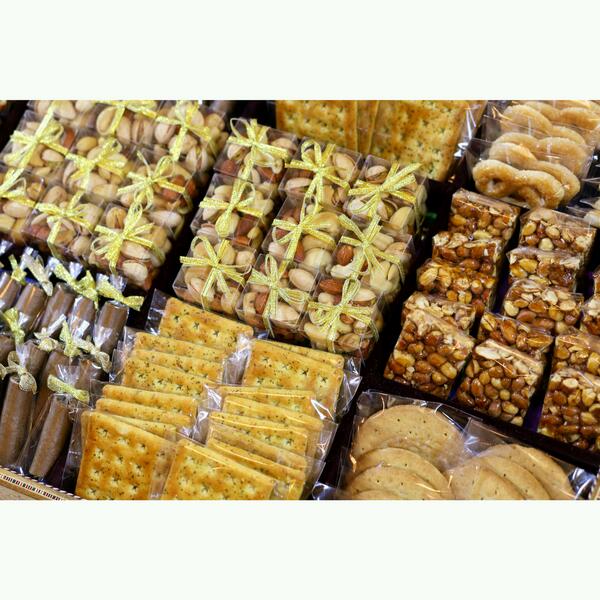 criollo_choco's tweet photo. صواني شاهي فاخرة .. بجودة عالية .. ومذاق لا يوصف .. 

كرايللو : أفراحكم .. أفراحنا

للطلب عبر الواتساب : 0542155054 http://t.co/pi8J2iGMj4