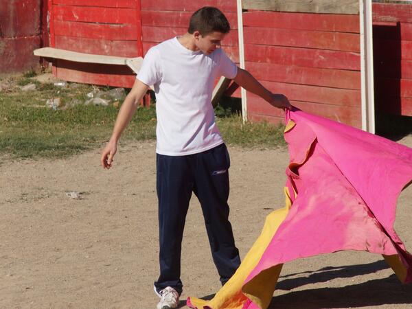 aragontaurino_'s tweet photo. cada uno a su estilo jajaja @lopez92_Angel http://t.co/E7uqMJ6ZHR