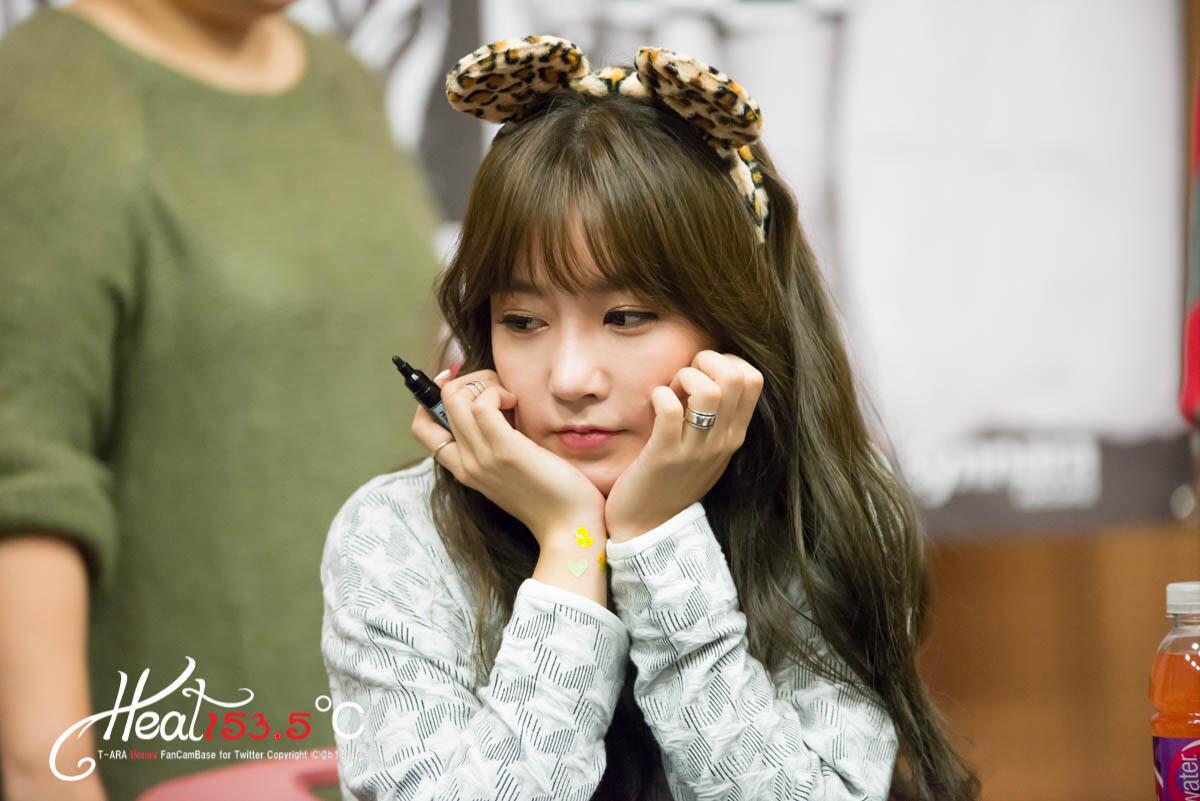 BYOVzT1CAAABYiS.jpg:large