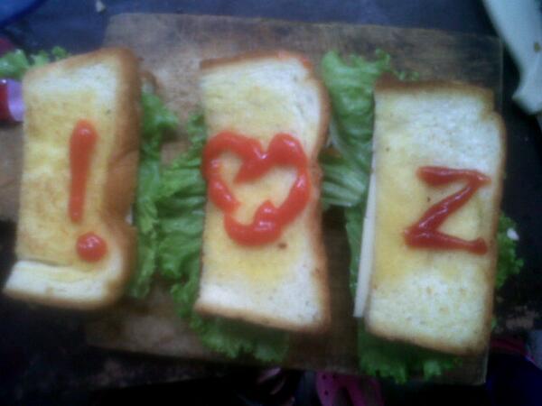 Sandwitch ala gue and <a href="/idrisidis/">Idris Muhammad</a>:D({})♥