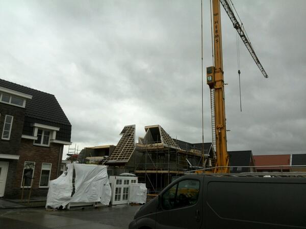 TuckBouw's tweet photo. Lerr beunen in de regen, laatste uurtje droog#vherzz http://t.co/6KwkVGAOTi