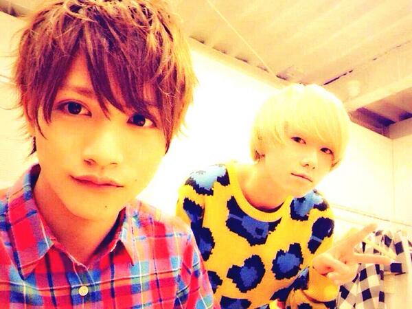 __t_k__hiro's tweet photo. @___O5ZZ 
.

.

　可愛い　　仁人くんの　為ですもんよ

　　　#       とむじん

.

. http://t.co/nVswss2nCc