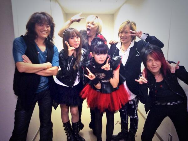 BABYMETAL_JAPAN's tweet photo. JAM Projectさんとスペシャルコラボ「JAM METAL Project with SU-METAL」で出演させて頂きました！！貴重な経験でした！！イベントに集まって頂いた皆さんありがとうございました！！ http://t.co/4B97TNanBR