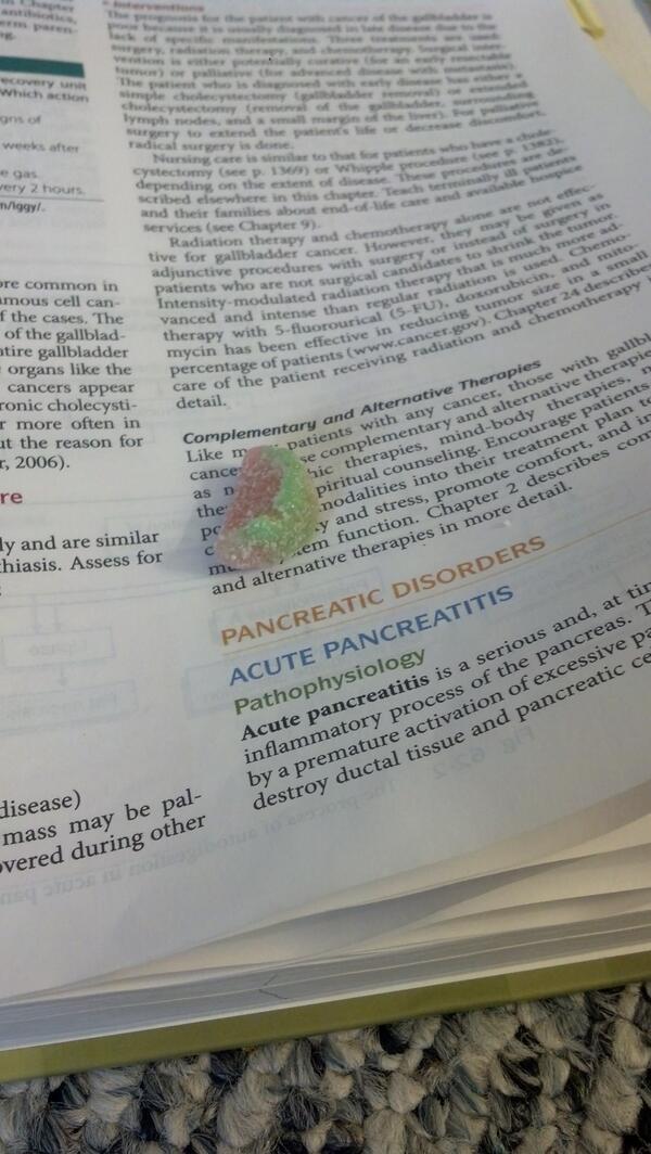 lanac3's tweet image. Motivation to study: a sour patch watermelon at the end of every 2 pages. #WhateverWorks #StudyTricks