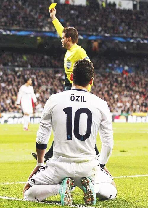 ReaI_Madrid_CF's tweet photo. ¿Se nota la ausencia del '10'?

RT: Si

FAV: No http://t.co/N8g8ZNzrZS