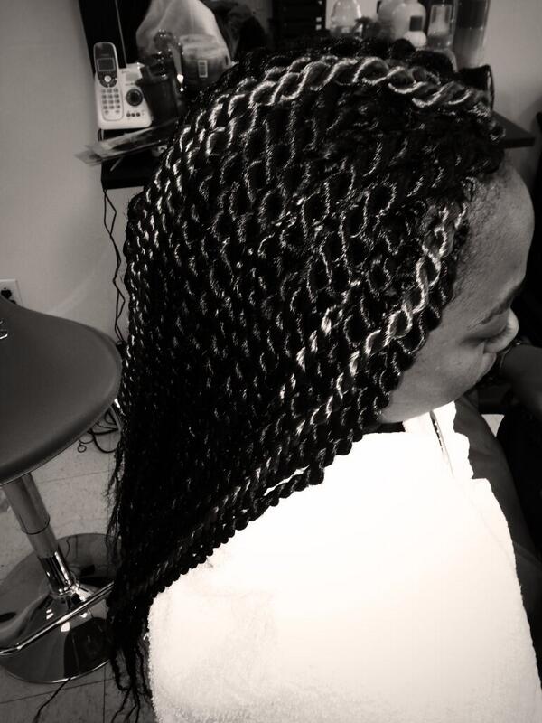 fatimaleaticia's tweet photo. By fatima African hair braiding/leaticia http://t.co/B5KcAkpy5t