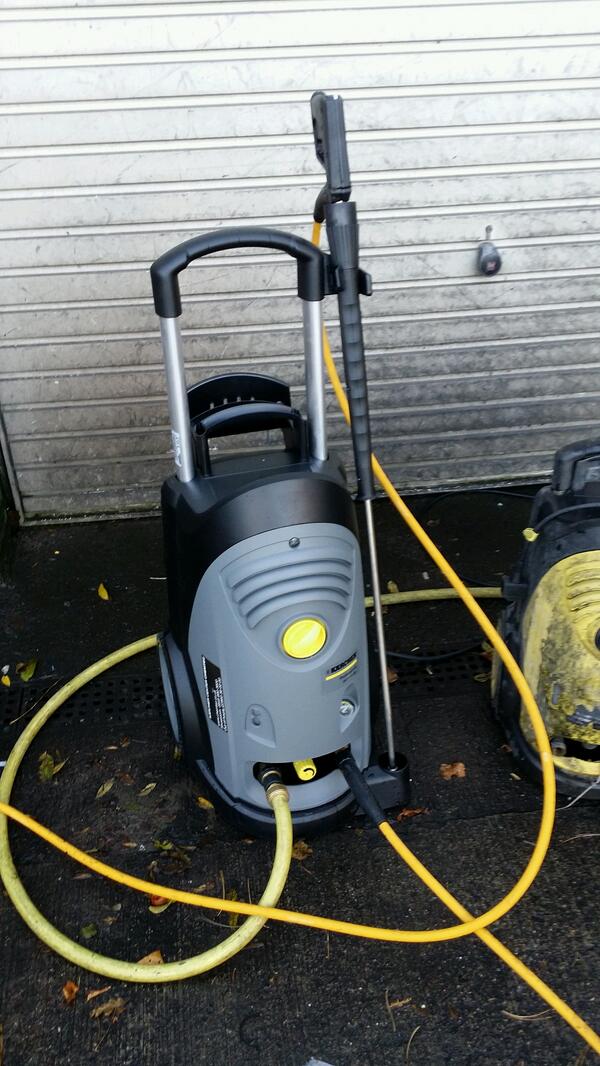 KarcherService5's tweet photo. @KarcherCenter Just installed a new HD 7/11 in Mill Hill #Karcher http://t.co/K3uLhAnAjF