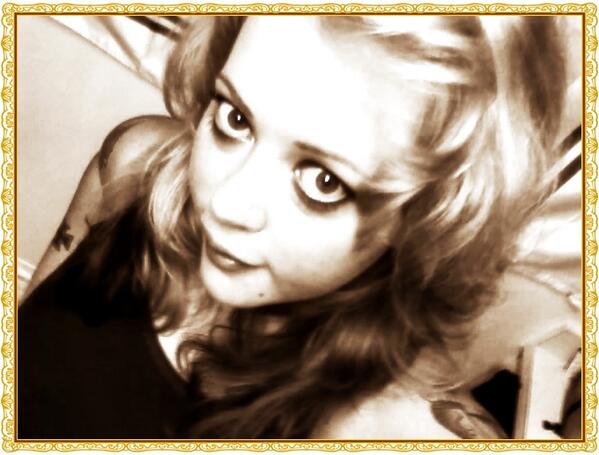 JessieKittycom's tweet photo. If anyone has any photos of Jessie Kitty. Feel free to email jessiekittycom@gmail.com. http://t.co/gBWD8m1xo3