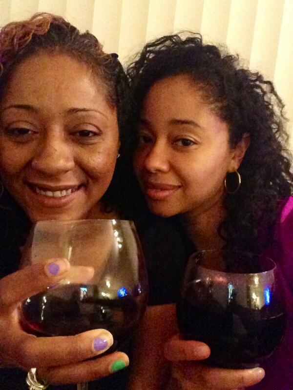 smith_shanaya's tweet photo. Me &amp; my sister drinking red🍷at her spot in Hollywood ..... http://t.co/zDTEFJmzcZ