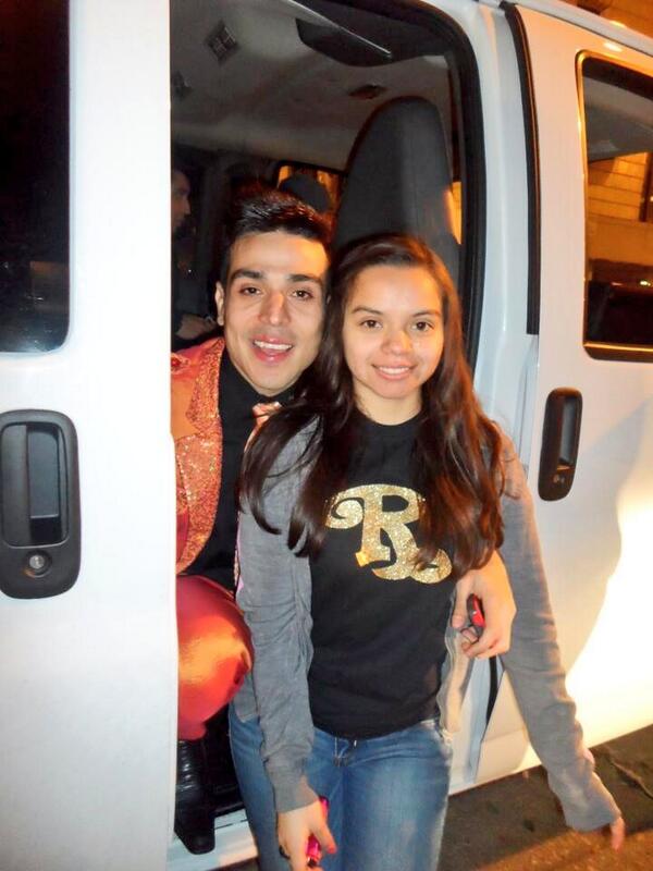 EZMERALDA16's tweet photo. Foto con @josecruzrecodo en chicago :) http://t.co/M6CMIPldiB
