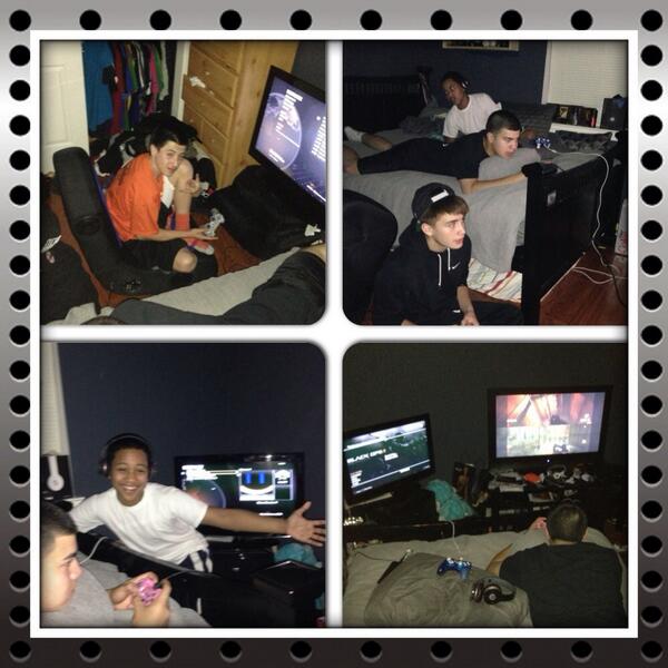 nicco_copado's tweet image. A night I'll never forget at my house.🎮😏 #3tvs @SarvisRobbie @cjmoya45 @GloGang_Carl