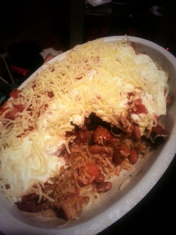 GlamGodFabolous's tweet photo. So good.....CHIPOTLE! !!!!!! http://t.co/ghd0OhFB60