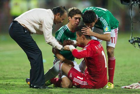 laaficion's tweet photo. Gudiño, pilar del TRI con bases rojiblancas #MundialSub17 http://t.co/X95ltxMpig http://t.co/V0yaL5E4EV