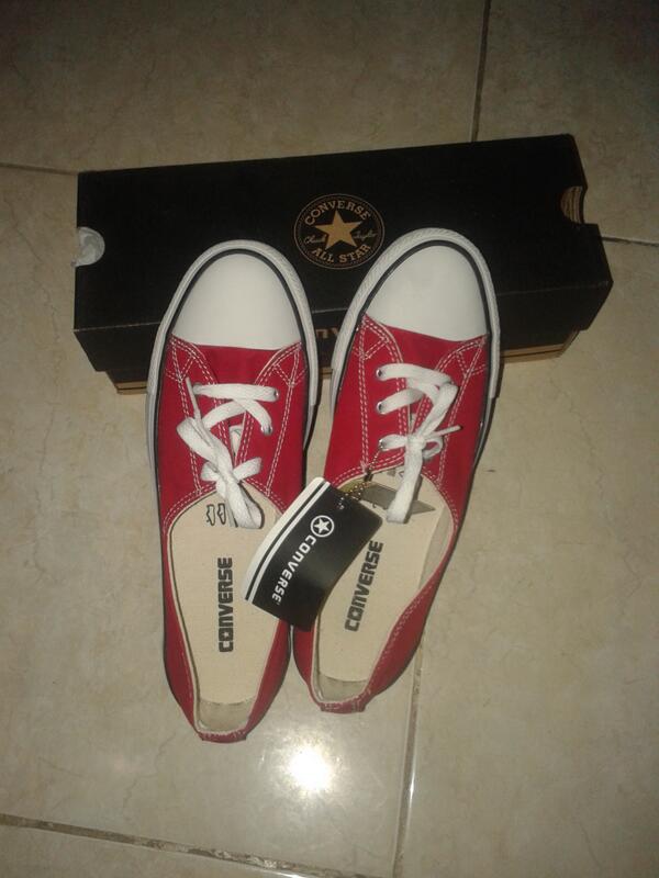 MyConverseShop's tweet photo. @Zulfasabila http://t.co/Q9GjW7S01T