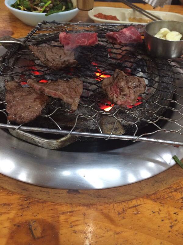 7747_'s tweet photo. 횡성한우~ http://t.co/NKLAc4nE6E