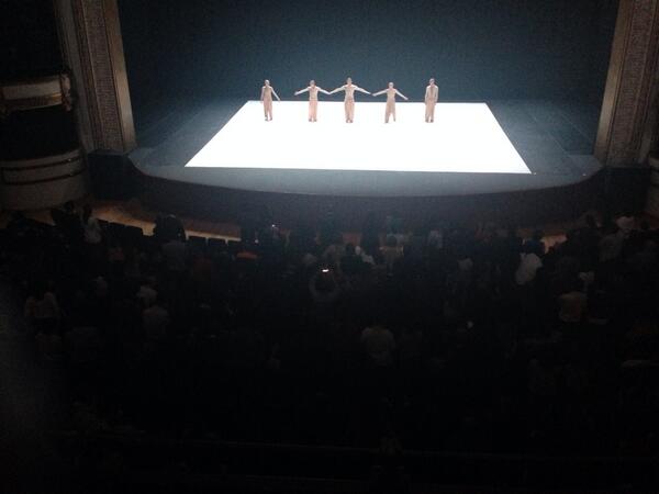 Tremendo éxito esta noche!!! TAO, danza contemporánea de  China. Teatro de la Ciudad Esperanza Iris.