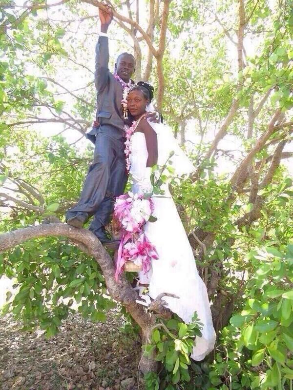 JimmiGathu's tweet photo. Wedding Photo of the Year!!! http://t.co/h3QGVVj0H7