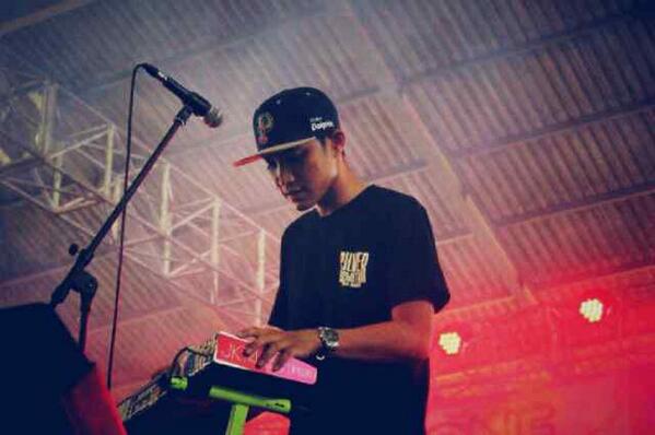 SILVERSMITHco's tweet photo. Mantap "@faskalll: Me w/ @Before_its_over. @SMANSAThrone !!!! Wearing @silversmithRBL  .thanks for endorse^^ http://t.co/z7Ob5nM7fd"