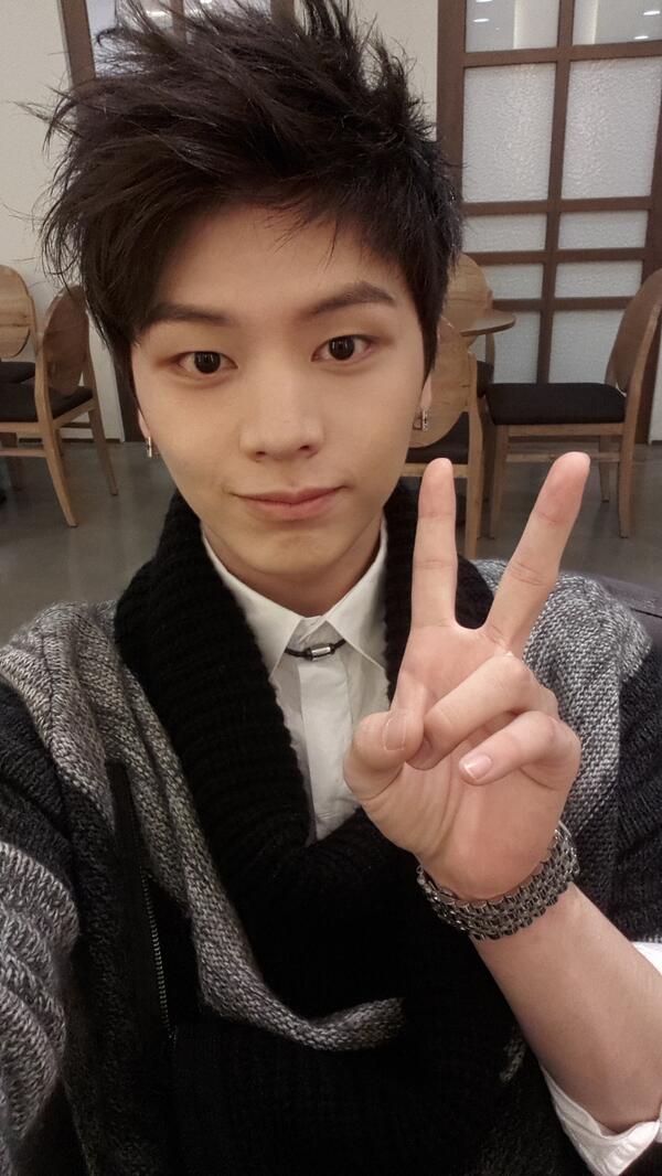 BTOB_6SJ's tweet photo. 오늘은 깐성재~ http://t.co/kYZAwylab5