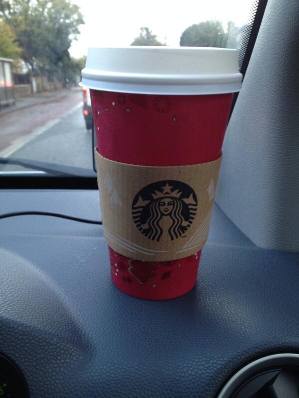 mdeemster's tweet image. First #toffeenutlatte of the season #redtops #starbucks