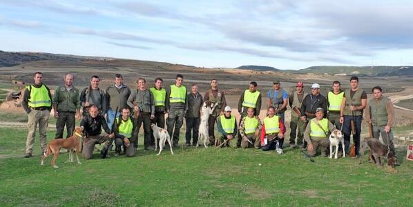 Dcinegeticas's tweet photo. http://t.co/jzT8fcKnJh
#CampeonatoProvincialdeCazaMenorconPerro de #Soria http://t.co/1iiLoZNz2n