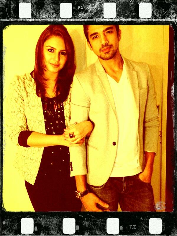 humasqureshi's tweet photo. Me and @Saqibsaleem #bratpack #feminalive http://t.co/u8QcNVnBfs