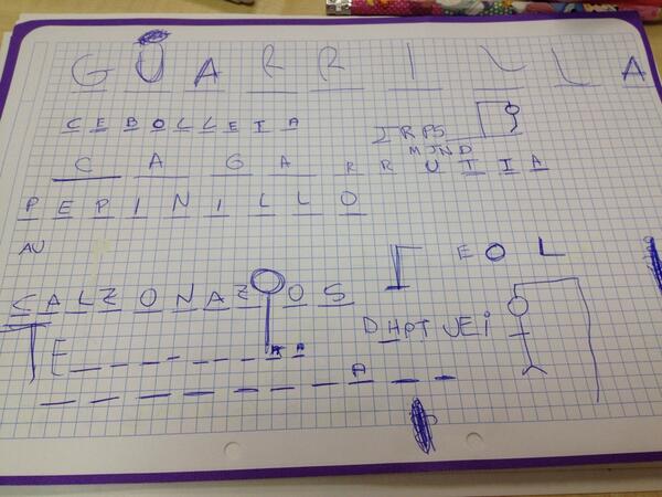 sandruking's tweet photo. Pasando el rato en clase con @Andrerg94 http://t.co/gyr0vrRab8
