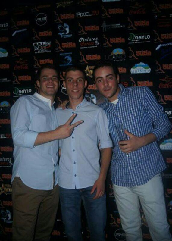 manolo_rome's tweet photo. @darwingarcia5. Ya he aprendio , jajajaja , con foto incluida y to jajjaja http://t.co/jEZcWLYvsB