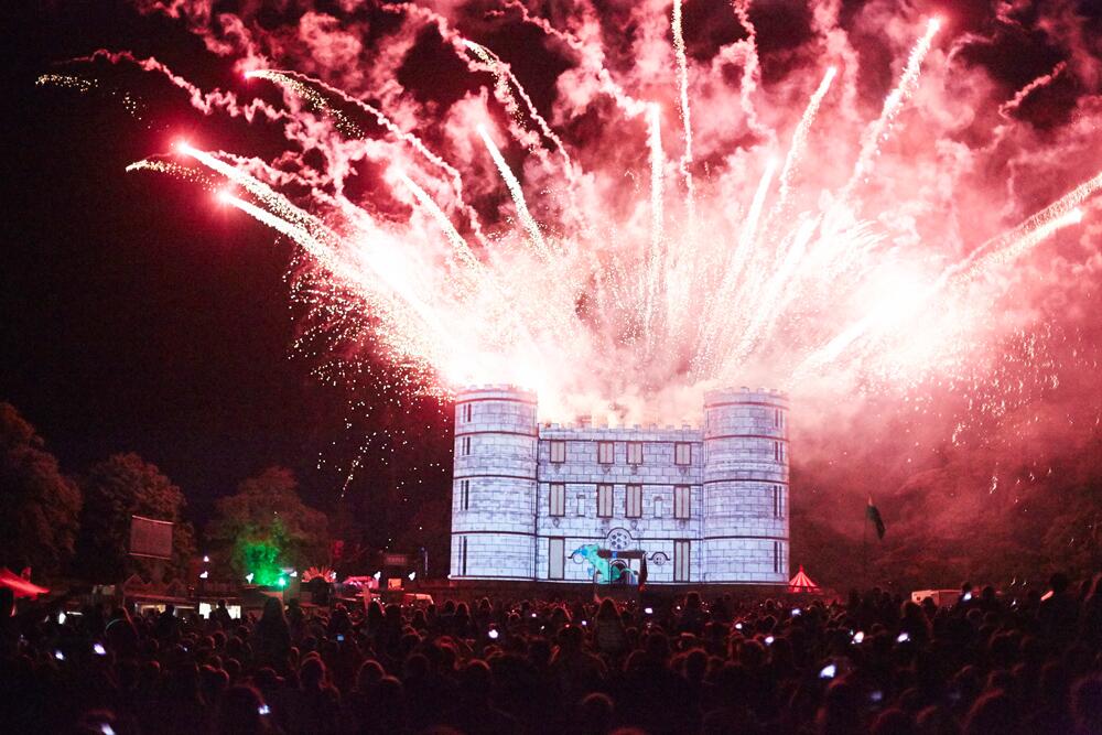 Camp Bestival 2014 | Lineup | Tickets | Dates | Video | News | Rumors | Mobile App