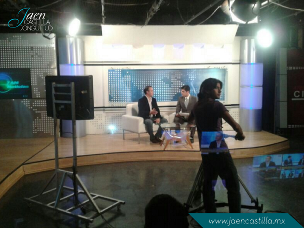 #Foto entrevista en <a href="/NOTICIEROS7/">Noticieros Canal 7</a> #SLP