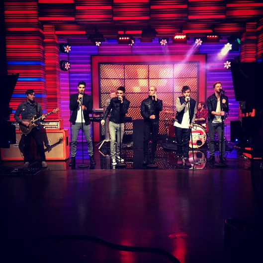 View image on Twitter