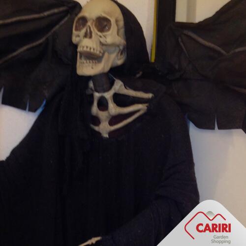 ShoppingCariri's tweet photo. Tem nervos fortes? Prove isso enfrentando o nosso Labirinto do Medo! Amanhã é o último dia, então aproveite! http://t.co/dDZe6sTQ3w
