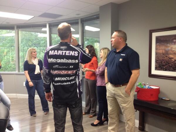 bassmaster's tweet photo. Talking to staffers about his AOY win @amartfishing #basschat http://t.co/oxR9cIqbXi