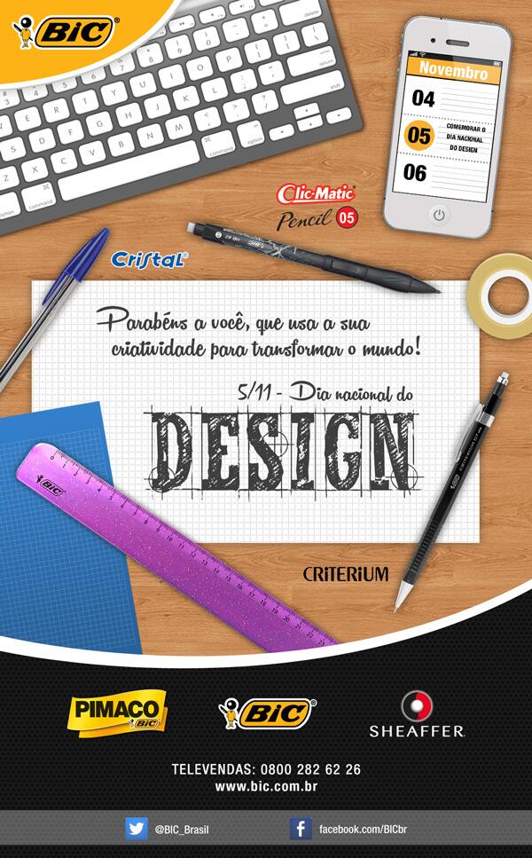 fcomics's tweet image. A todos os designs que me ensinaram os truques, dicas e macetes e gambiarras: parabéns pelo dia do design.