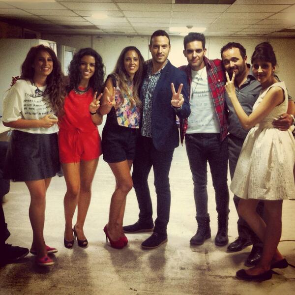 Antes de batallar @NowiLaVoz <a href="/MartaPSLaVoz/">Marta Pons La Voz</a> @AndreaBLaVoz <a href="/MarcosGLaVoz/">Marcos G. La Voz</a> <a href="/JordiGalanLaVoz/">Jordi Galán La Voz</a> @EstibalizMLaVoz
