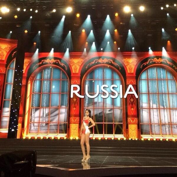 ARTEM_KLYUSHIN's tweet photo. Elmira Abdrazakova @MissRussia2013 in  @crocuscityhall  #missuniverse #missuniverse2013 !!! http://t.co/yG6I6p2eoq