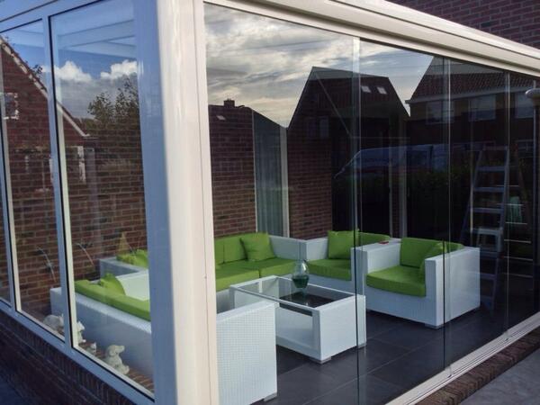 ConnyWisse's tweet photo. T blijft vast de hele winter gieten....
Kies nu voor een tuinkamer van Janse Geveltechniek bv en blijf genieten!! http://t.co/rzpIi2A7tA