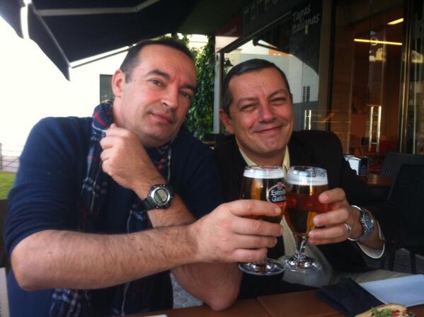 lolareina's tweet photo. Me encanta que estén juntos, http://t.co/9lHZUEHruX