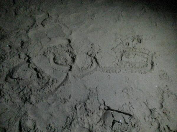 f6ooom92's tweet photo. @kokochanel14 @7oor_kw @batstoota31 @al9ameta_ @candyo14 @omneyat581 قروبي العزيز هذه لكم http://t.co/QICuRHhPkA