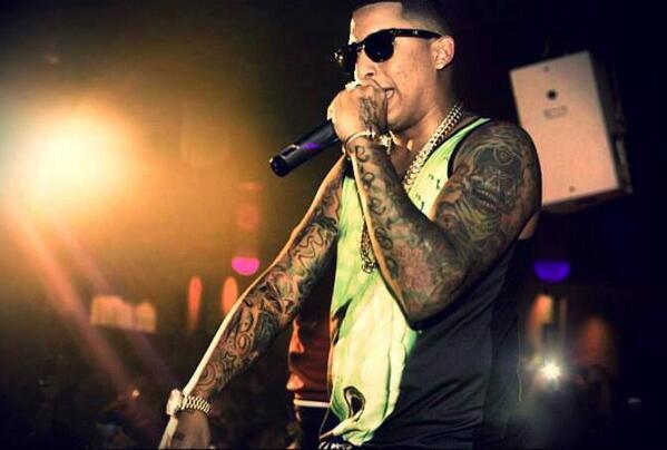 SkarleUP's tweet photo. @Nengo_Flow  @RealGArmyCOL  El Hombre De Mis Sueños Húme......... *_* jajaja @ILoveRG4L http://t.co/kAW2oTGsBc