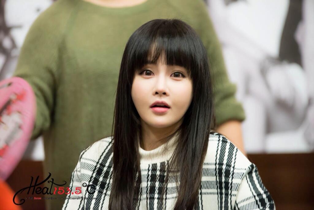 BYWFA3oCQAAD5qy.jpg:large