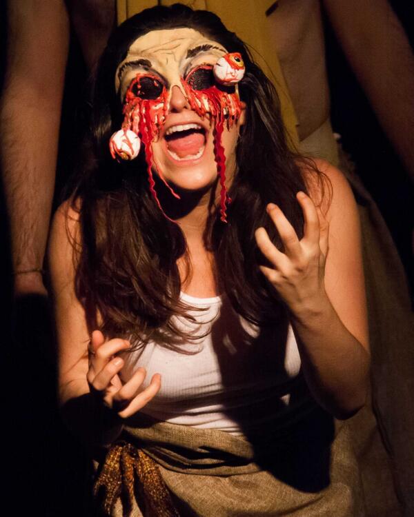 ThatKingOedipus's tweet photo. How do i look? #selfie http://t.co/M5bNG51ib4
